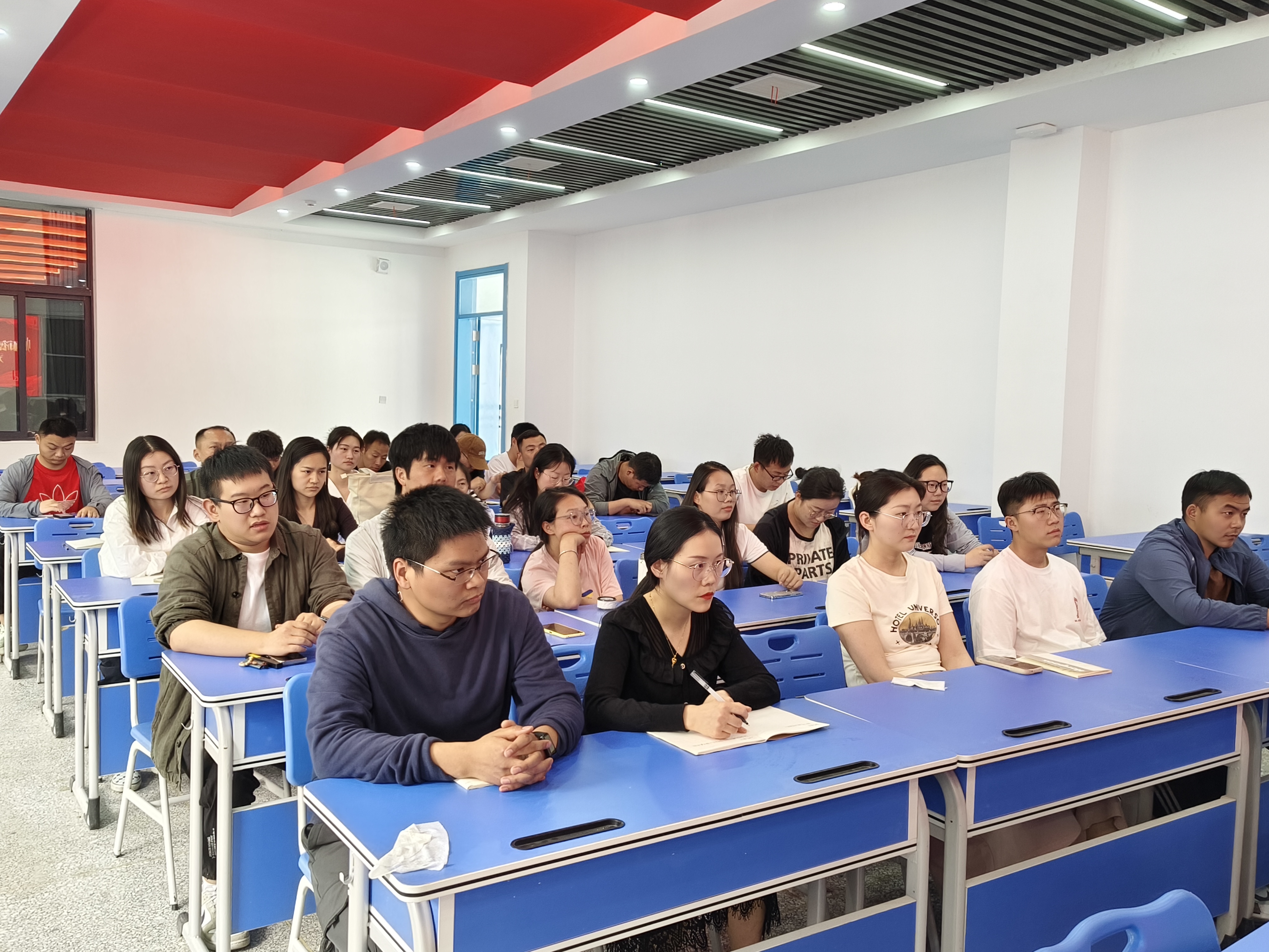 图2.jpg