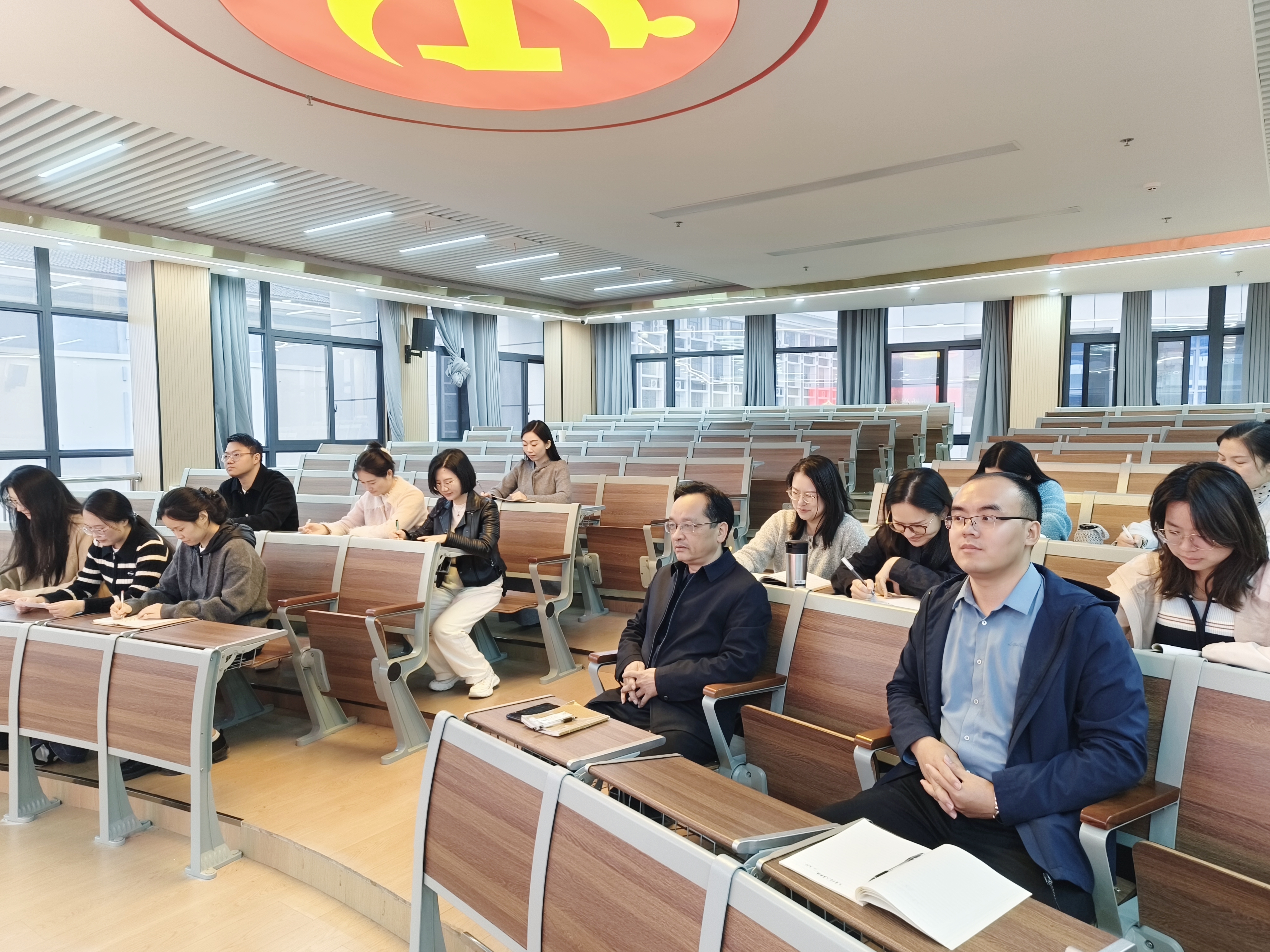 图4.jpg